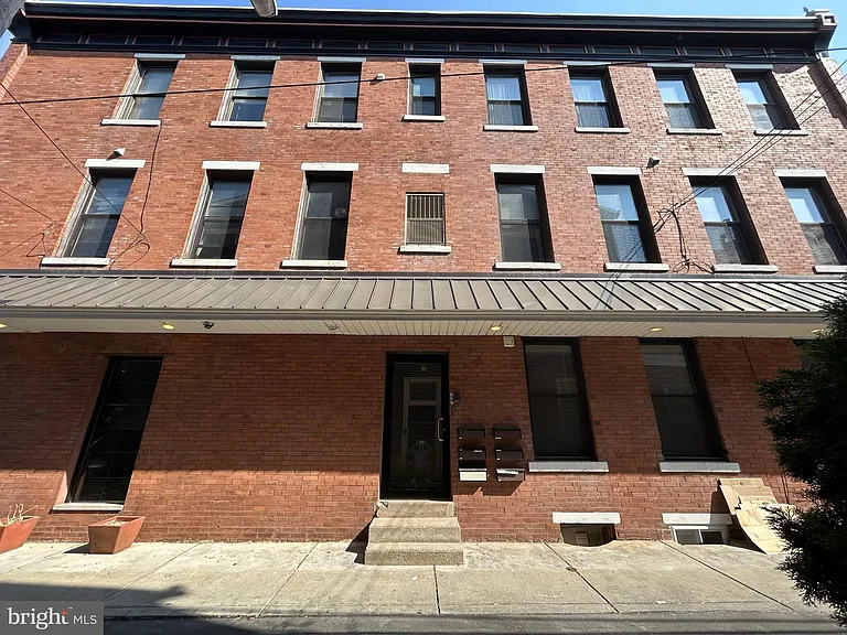 727 S 2nd St #3F — Photo 17