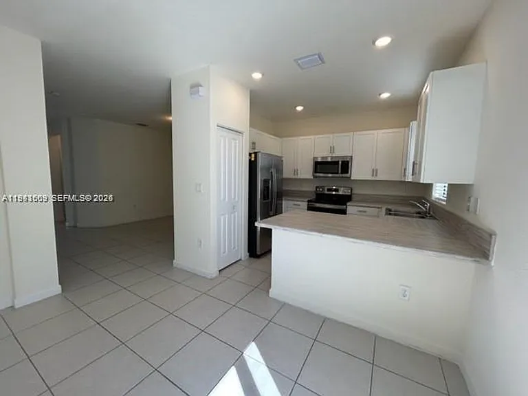 3354 W 112th St #3354 — Photo 1