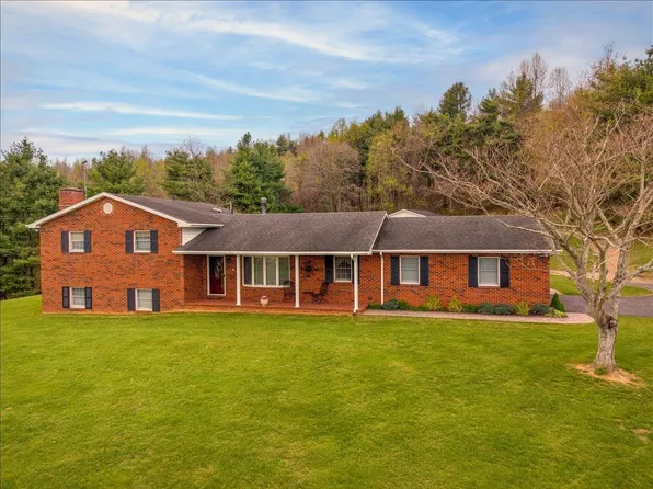 7423 Floyd Hwy N, Copper Hill, VA 24079