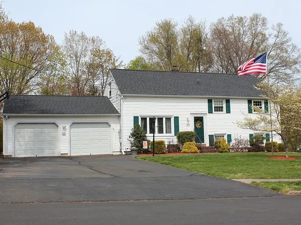 33 Silliman Rd, Wallingford, CT 06492