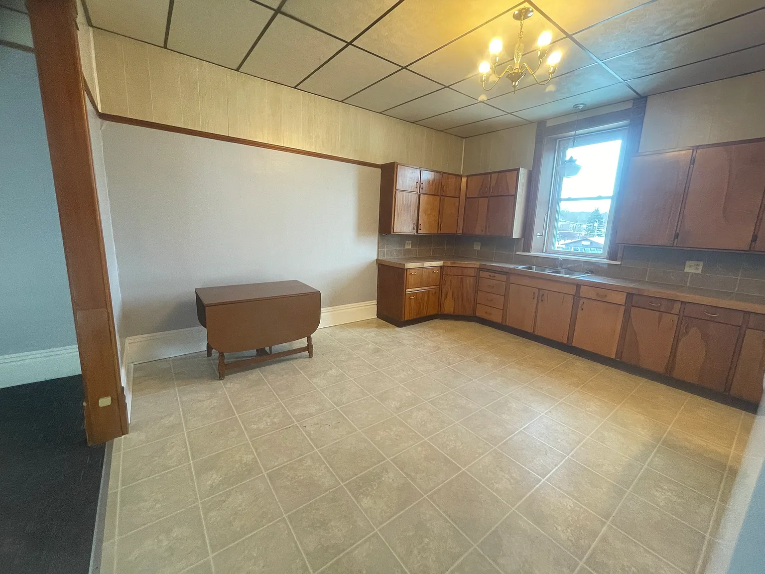 2 bed, 1150 sqft, $700 — Photo 4
