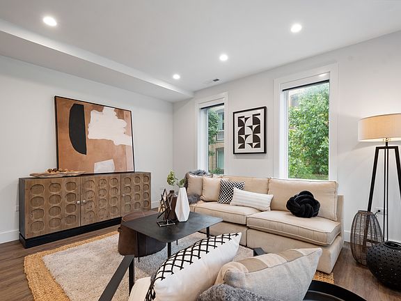 5th image of 1901 N Halsted St #3C