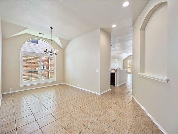 4th image of 3122 Farrel Hill Street