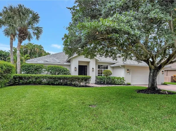 7585 Cordoba CIR, NAPLES, FL 34109