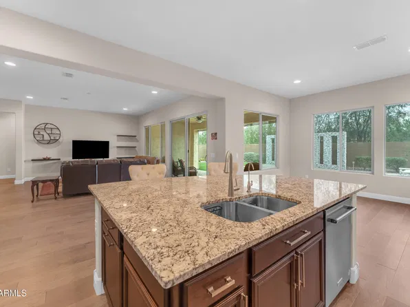 7369 W CACTUS WREN Way, Florence, AZ 85132