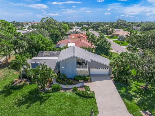 1321 Southbay Dr, Osprey, FL 34229