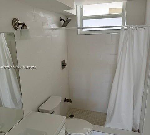 5th image of 2930 Point East Dr APT E307