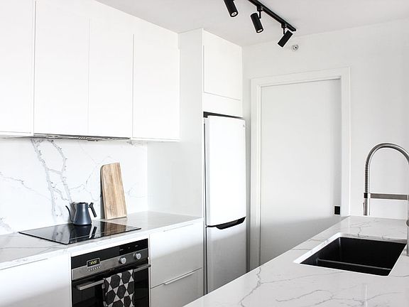 4th image of 938 Smithe St #2990