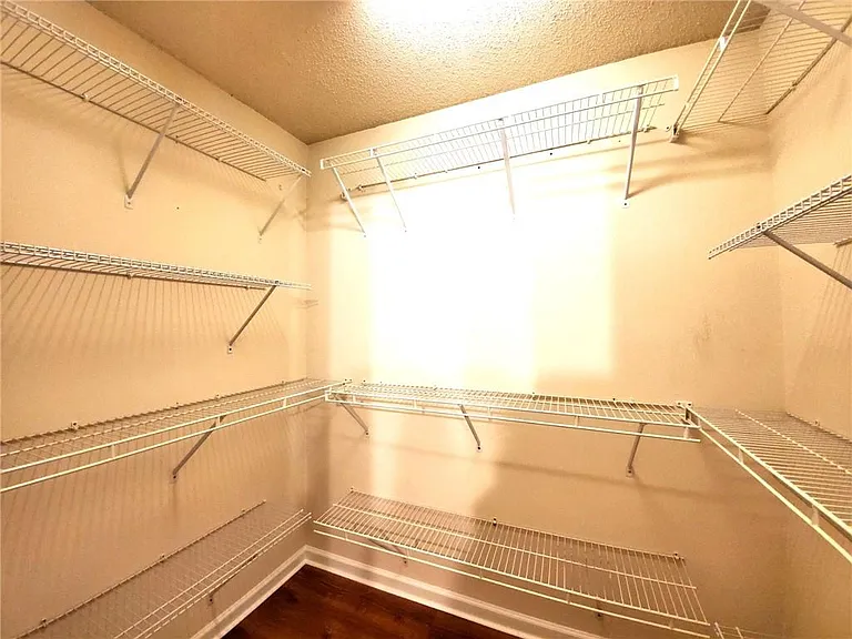 11090 Wittenridge Dr — Photo 10