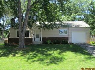 8200 Riggs St, Overland Park, KS 66204