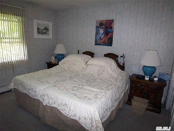 5th image of 65 Audrey Ave
