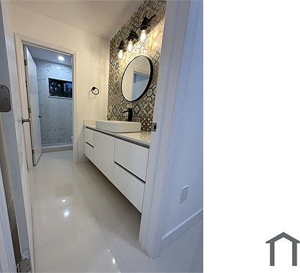 5th image of 3872 NW 165th St #2