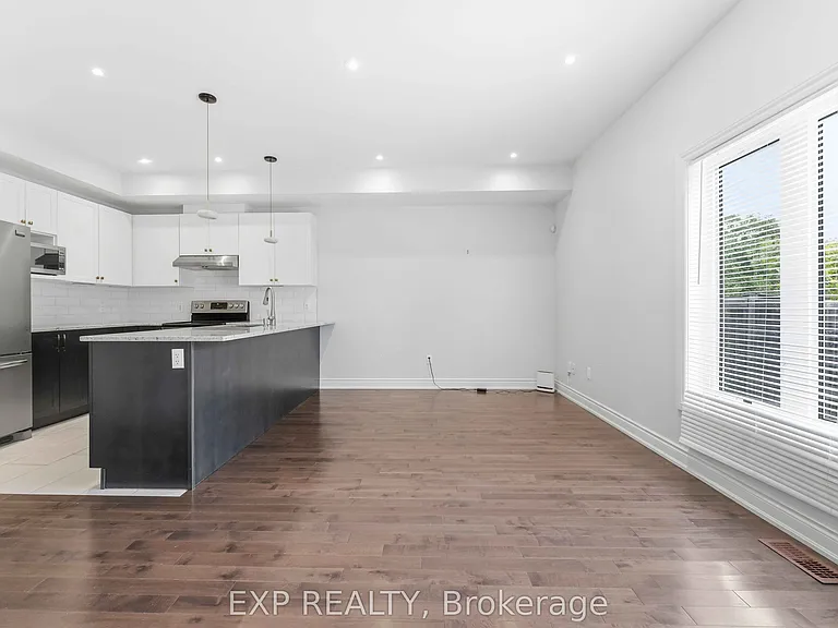 979 Admiral Ave — Photo 6