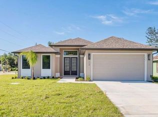 112 Sidney Ct, Rotonda West, FL 33947
