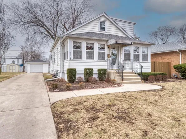 14 N Wisconsin Ave, Addison, IL 60101