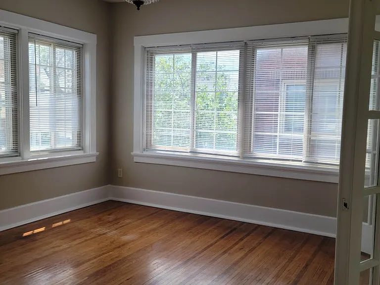 Historic Worthington Manor Apartments — Photo 21