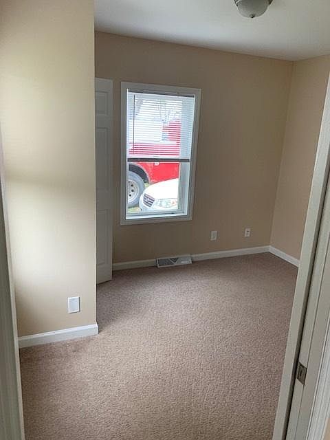 2nd image of 11047 Gaines St