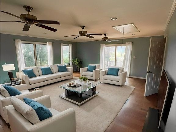 3rd image of 205 Country Club Dr