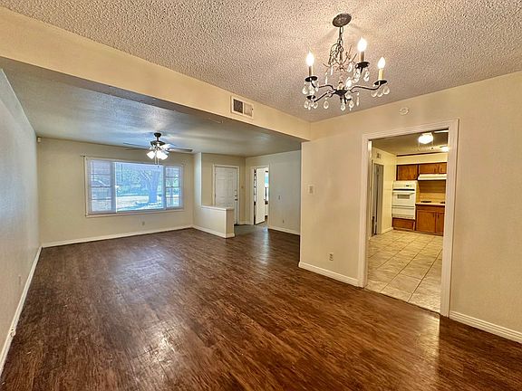 5th image of 2213 Idlewood Dr