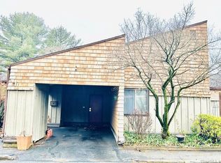 27 Orange Rd #27, Middletown, CT 06457