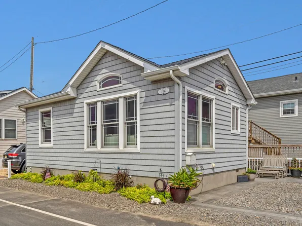 114 W Bayview Drive, Lavallette, NJ 08735