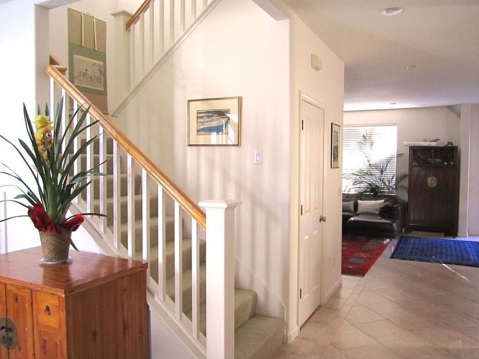 2nd image of 936 Mouton Cir