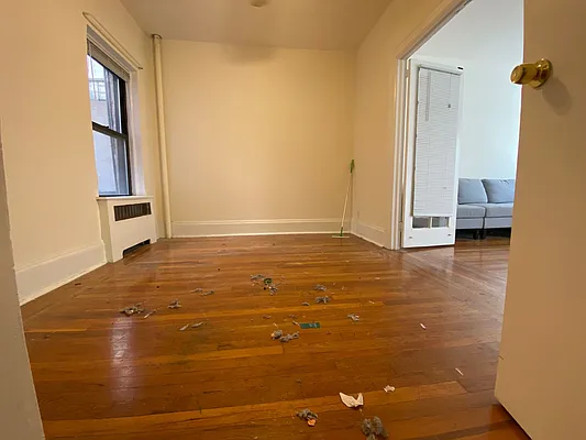 Rented by One New York Realty Inc | media 4