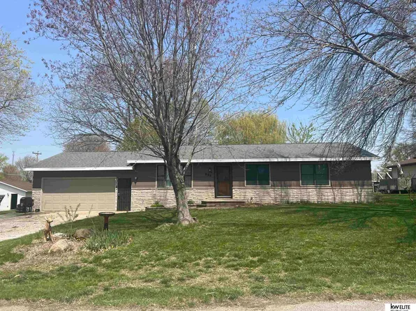 805 6th St, Elliott, IA 51532