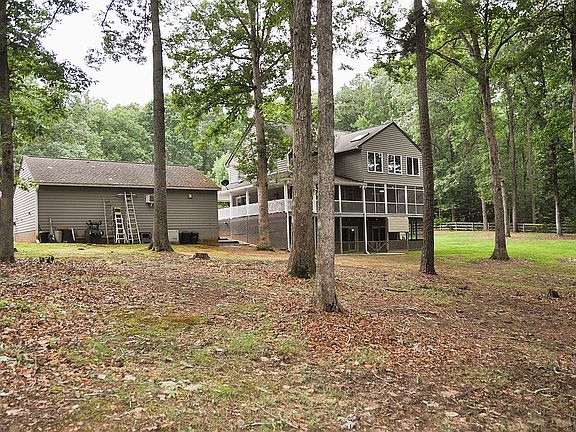 2nd image of 17253 Tulip Poplar Rd