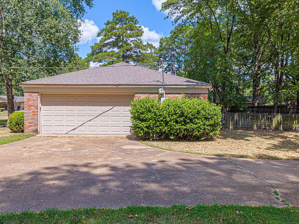 5035 Riverwood Cir, Jackson, MS 39211 | Zillow