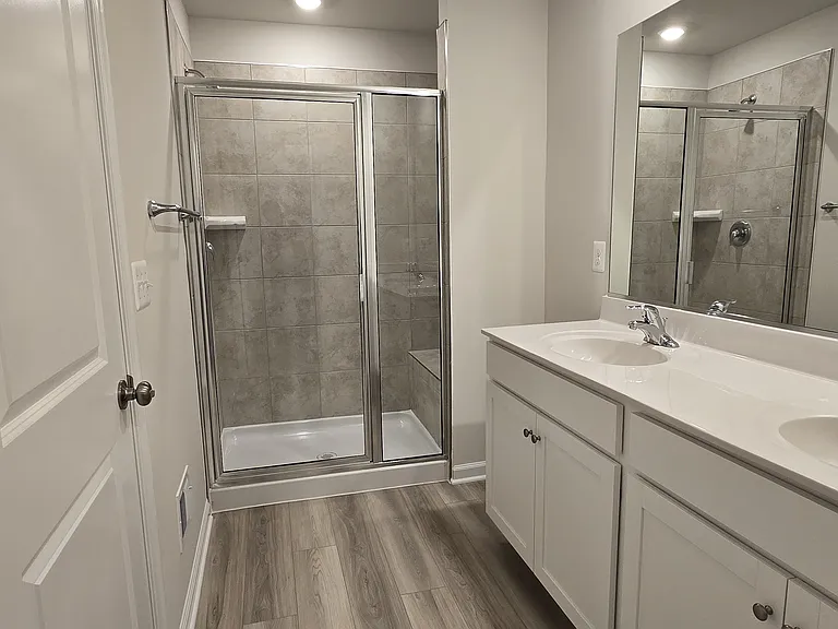 16001 Abelson Way — Photo 32