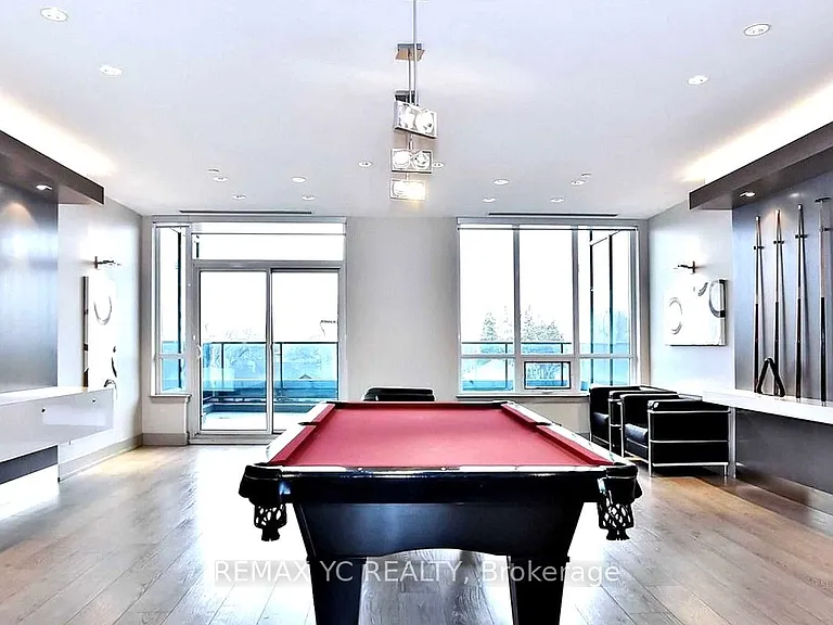 7165 Yonge St #1007 — Photo 27