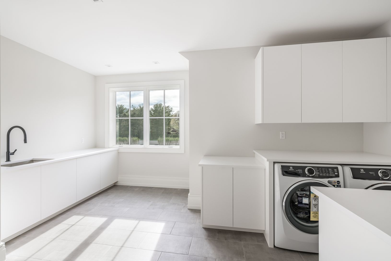 2nd Floor Laundry Center