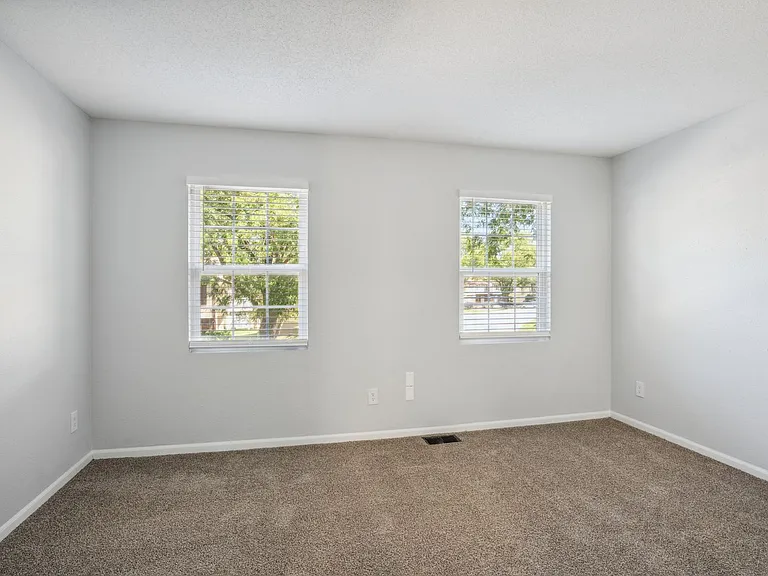 2517 Sylvan Glen Ct — Photo 6