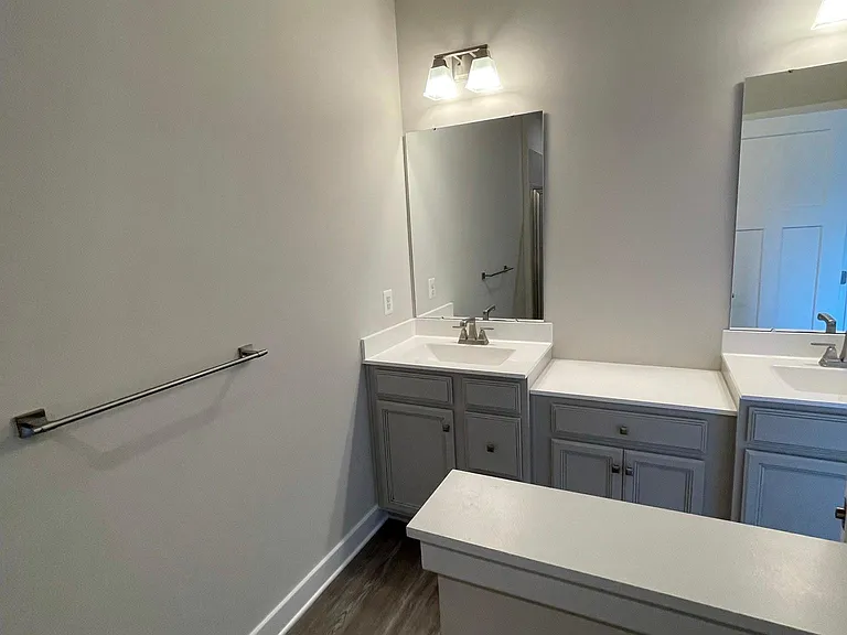 8666 Shady Pines Dr — Photo 60