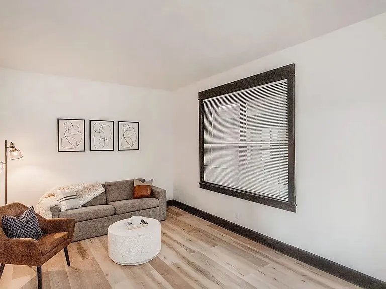 Vue at 7th — Photo 9