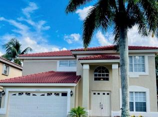 10760 Lake Oak Way, Boca Raton, FL 33498