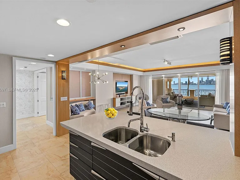 5245 Fisher Island Dr #5245 — Photo 17