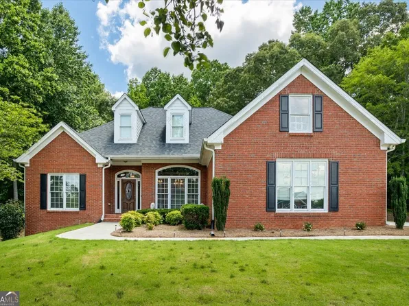 40 Costleys Bridge Dr, Oxford, GA 30054