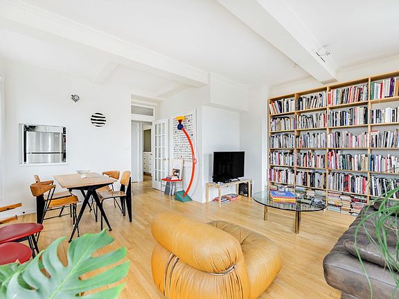 4th image of 143 Avenue B APT 12B