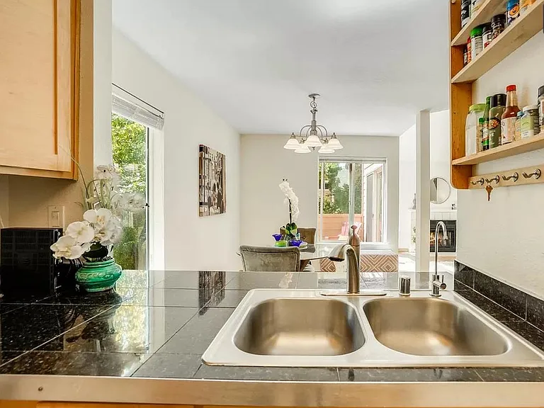 Modern Feature: Pass-Thru Bar between Kitchen and Diningroom.
