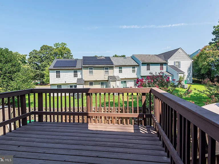 2406 Rosecroft Ct — Photo 27