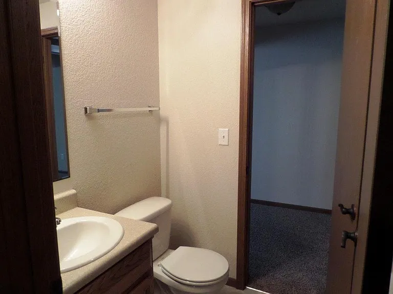 4304 SE Chisolm Rd — Photo 9