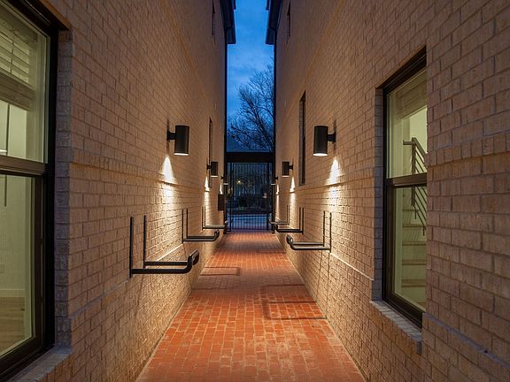 5th image of 117 N School Ave #2