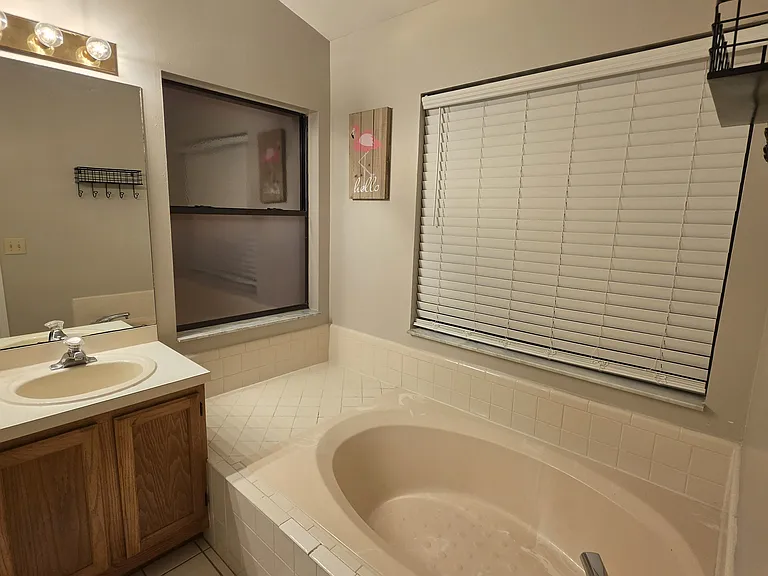 12954 Forestedge Cir — Photo 6