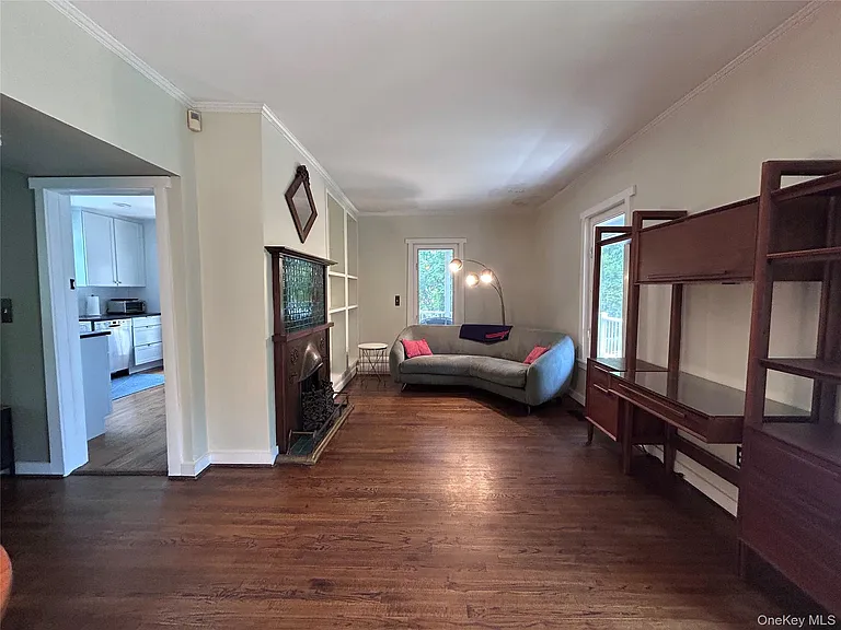 207 Prospect Ave — Photo 4