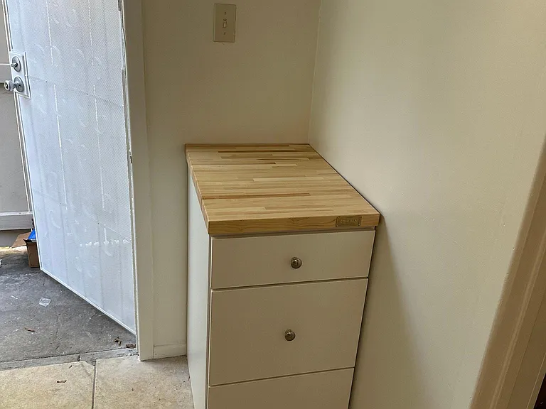 225 Termino Ave #225B — Photo 8