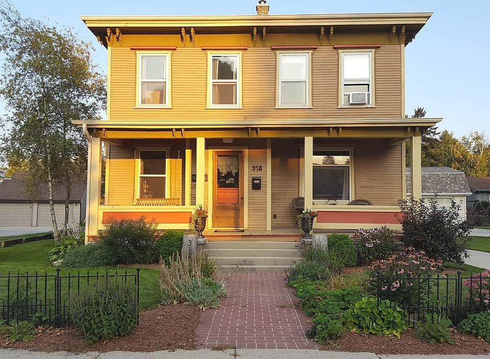 2nd image of 318 Giddings Ave