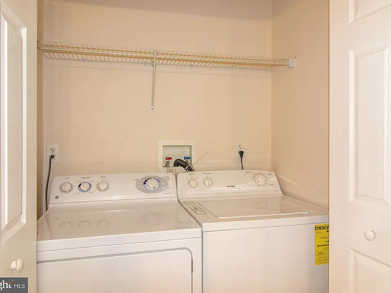 9228 Blue Grass Rd #38-37 — Photo 5