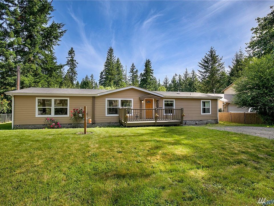 1st image of 13838 Horsefall Ave SE